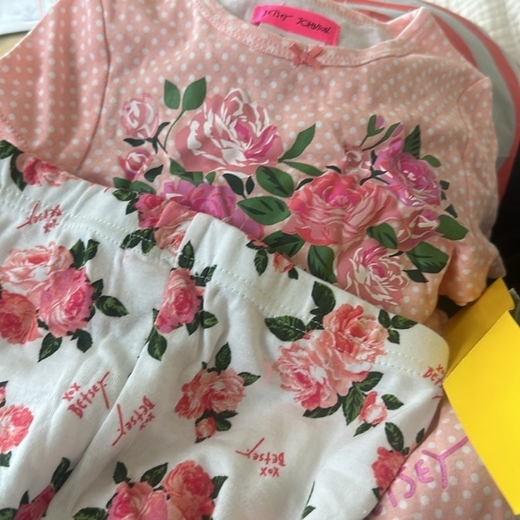 Betsy Johnson Girls floral Polka dot pajamas 4T Pink NWT - Picture 2 of 3